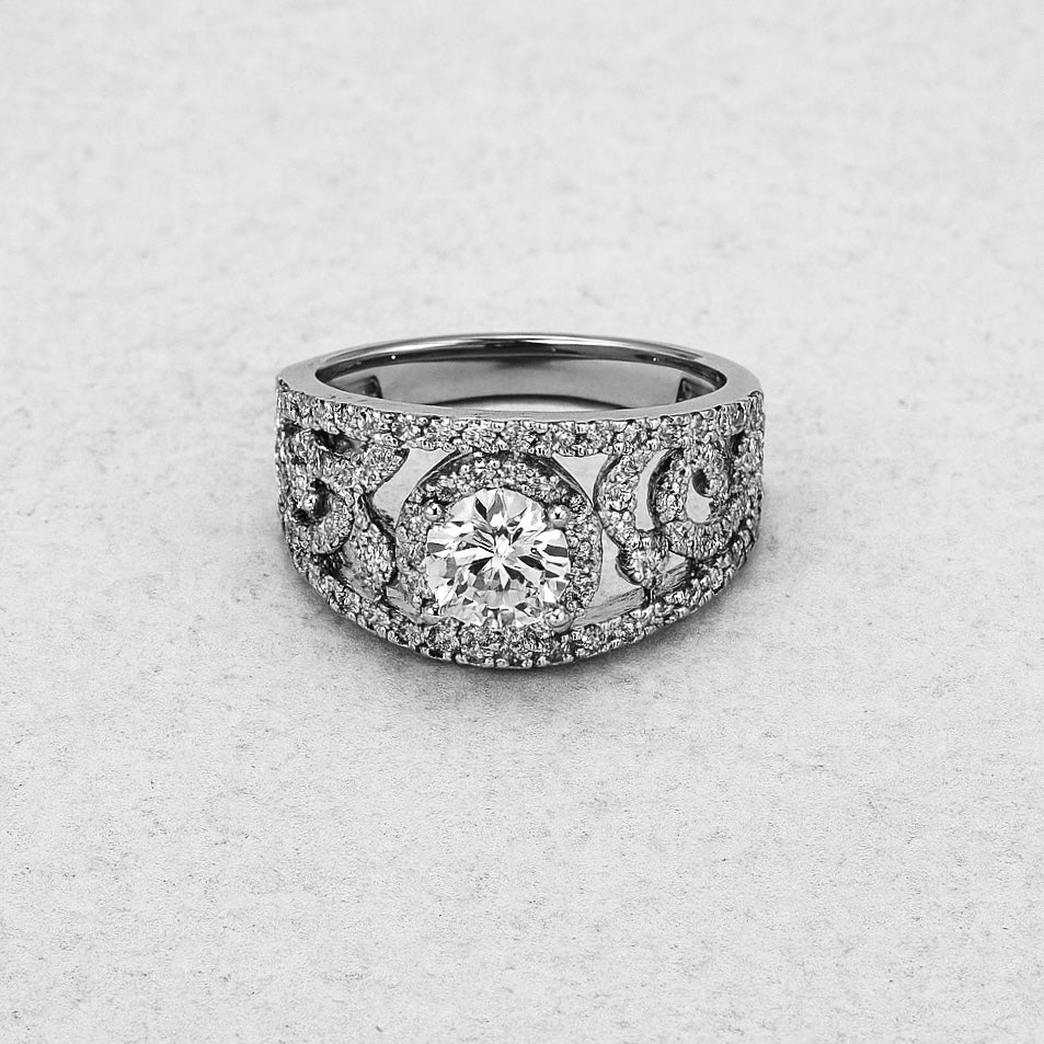 AMMA DIAMOND RING